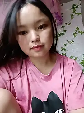 Linna-bae online show from 06/25/26, 11:48