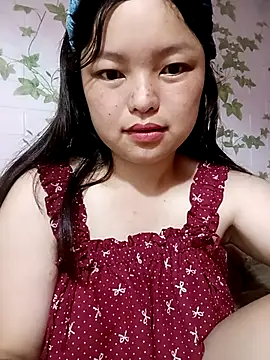 Linna-bae online show from 07/08/26, 12:57