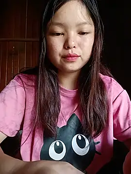 Linna-bae online show from 07/22/26, 12:01