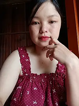 Linna-bae online show from 07/15/26, 01:45