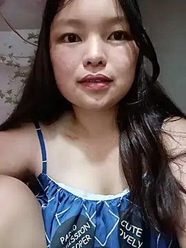 Linna-bae online show from 07/26/26, 12:01