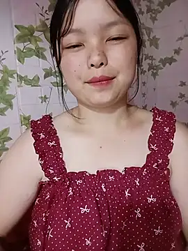 Linna-bae online show from 07/14/26, 10:54