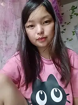 Linna-bae online show from 06/21/26, 12:49