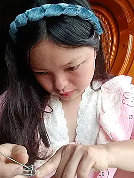 Linna-bae online show from 06/30/26, 01:49