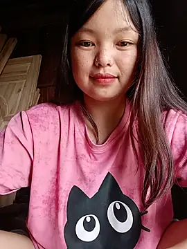 Linna-bae online show from 06/19/26, 01:11