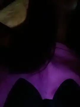 Linna-bae online show from 06/15/26, 12:33