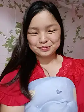 Linna-bae online show from 07/19/26, 12:57