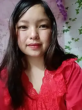 Linna-bae online show from 06/07/26, 12:10