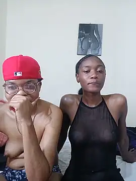 Snapshot of Sweet-Hennessy chatting on 06/08/26, 12:49 Sweet-Hennessy online show from 06/08/26, 12:49
