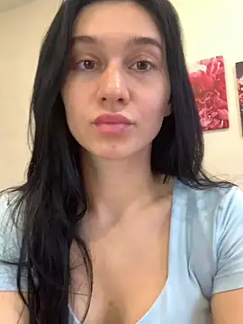 Snapshot of Camilla__Noor chatting on 06/11/26, 04:37 Camilla Noor online show from 06/11/26, 04:37