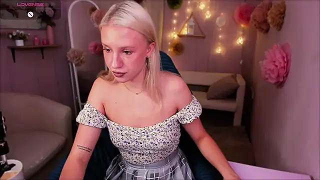 Angel Tessa online show from 07/29/26, 08:52
