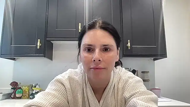 JadeLucy online show from 06/07/26, 07:35
