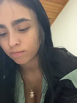 Snapshot of Sara_fernandez- chatting on 07/16/26, 02:36 Sara fernandez- online show from 07/16/26, 02:36