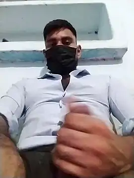 Snapshot of hard_dickk91 chatting on 07/06/26, 05:04 hard dickk91 online show from 07/06/26, 05:04