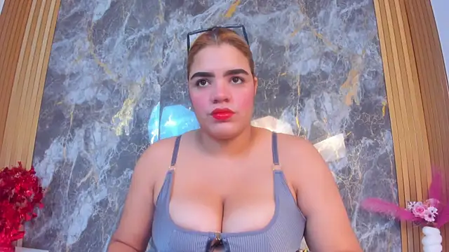 Snapshot of AMMY_HONEY chatting on 07/16/26, 07:44 AMMY HONEY online show from 07/16/26, 07:44