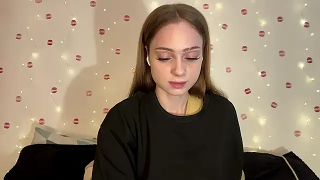 Snapshot of itskylieee chatting on 07/01/26, 10:26 itskylieee online show from 07/01/26, 10:26