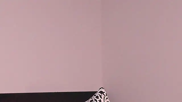 EvaBenely  online show from 07/17/26, 06:54