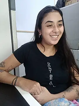 Snapshot of rainhajess chatting on 07/10/26, 12:21 rainhajess online show from 07/10/26, 12:21
