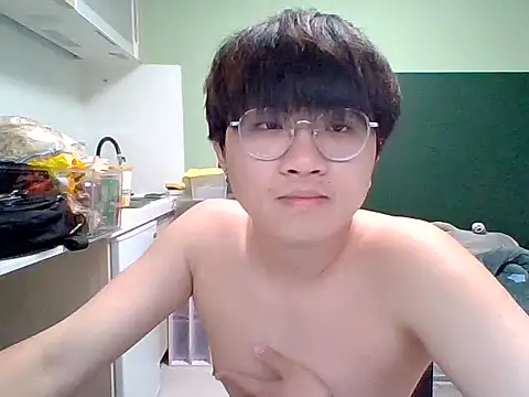 Snapshot of Yang_571 chatting on 07/25/26, 03:51 Yang 571 online show from 07/25/26, 03:51