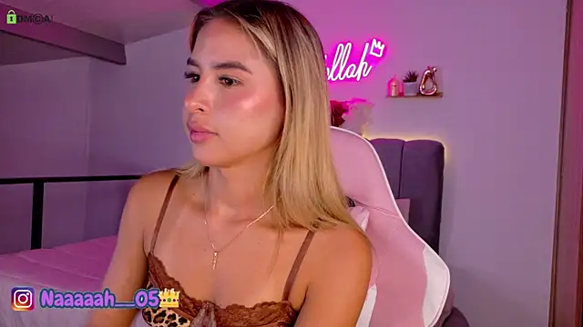 Snapshot of Nallah__ chatting on 07/12/26, 02:23 Nallah online show from 07/12/26, 02:23