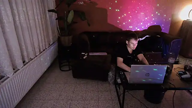 sventwinkboy online show from 06/17/26, 03:17