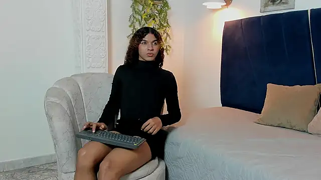 Snapshot of velvet_sex23 chatting on 07/15/26, 07:26 velvet sex23 online show from 07/15/26, 07:26