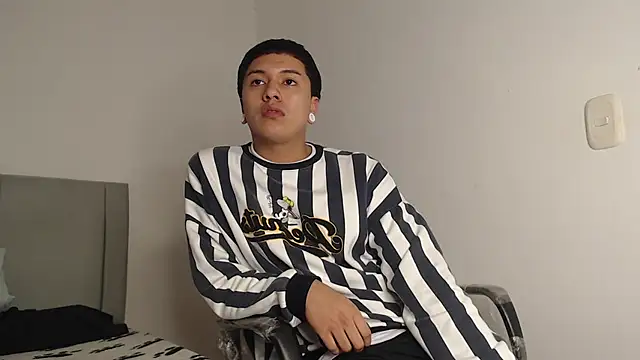 Owenn  blueee online show from 07/10/26, 03:39