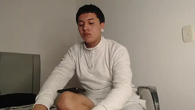 Owenn  blueee online show from 06/25/26, 05:12