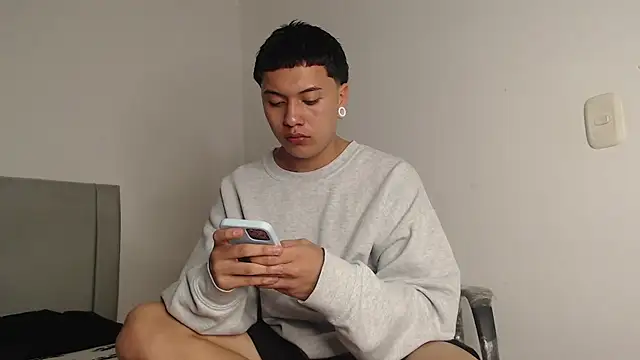 Owenn  blueee online show from 06/27/26, 03:34