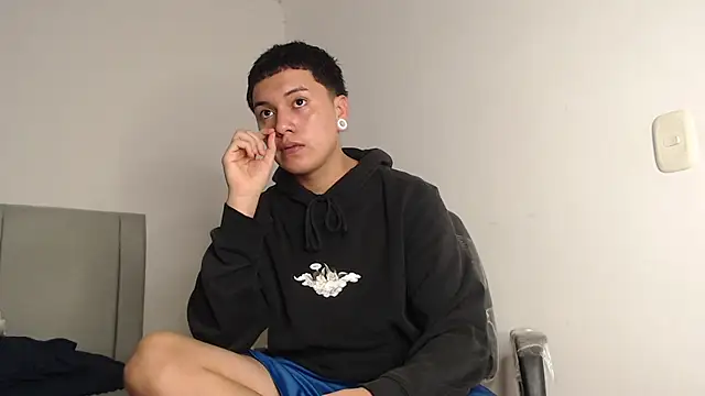 Owenn  blueee online show from 07/22/26, 06:10