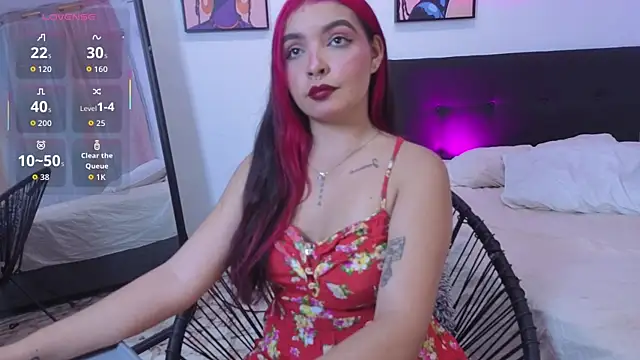 Snapshot of Maia_Mancini5 chatting on 06/26/26, 07:52 Maia Mancini5 online show from 06/26/26, 07:52