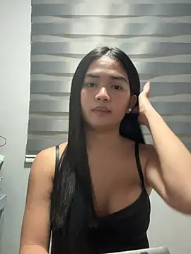 AmberLaceXxx online show from 06/04/26, 06:56