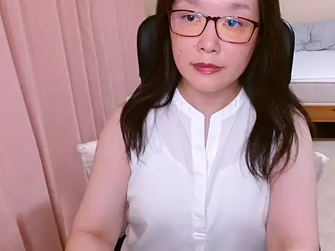 LENA-xo online show from 07/24/26, 02:46