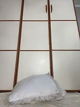 SinKit online show from 06/27/26, 06:30