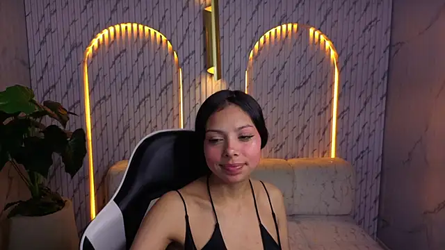 samantha tx  online show from 06/14/26, 03:08
