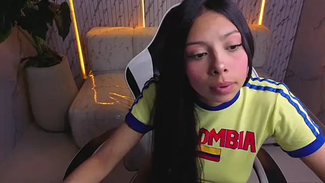 samantha tx  online show from 06/11/26, 03:03