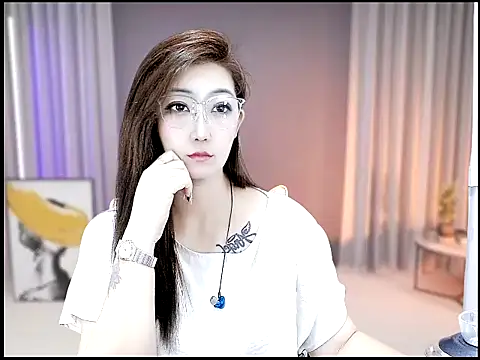 Mimi131499 online show from 06/24/26, 09:30