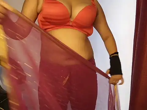 Sexydiya9 online show from 07/14/26, 03:55