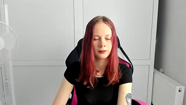 Snapshot of Skylar_spring chatting on 07/10/26, 06:02 Skylar spring online show from 07/10/26, 06:02