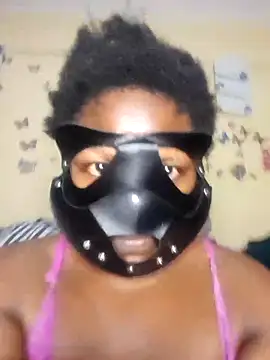 sexymamiii2 online show from 06/27/26, 11:00