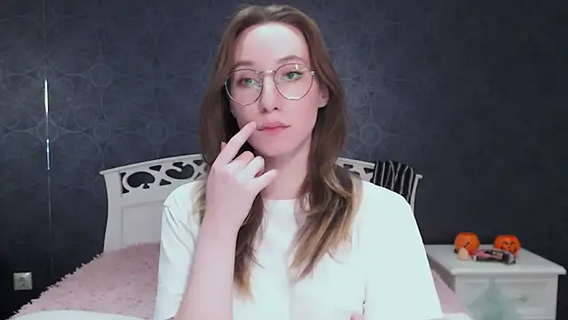 Niixi online show from 06/13/26, 03:54