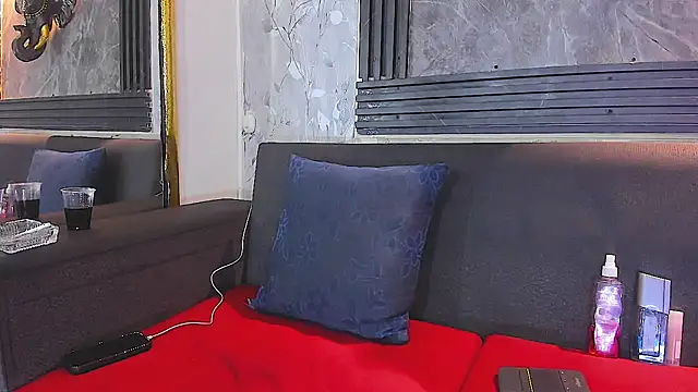 Snapshot of Brianhot0F chatting on 07/08/26, 11:44 Brianhot0F online show from 07/08/26, 11:44