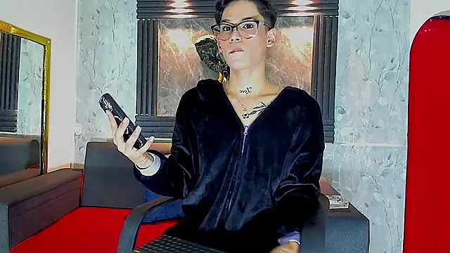 Snapshot of Brianhot0F chatting on 07/17/26, 11:07 Brianhot0F online show from 07/17/26, 11:07