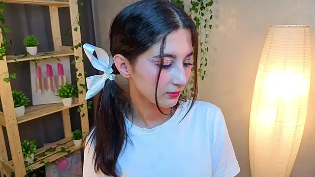 JasminKitany online show from 06/07/26, 08:25
