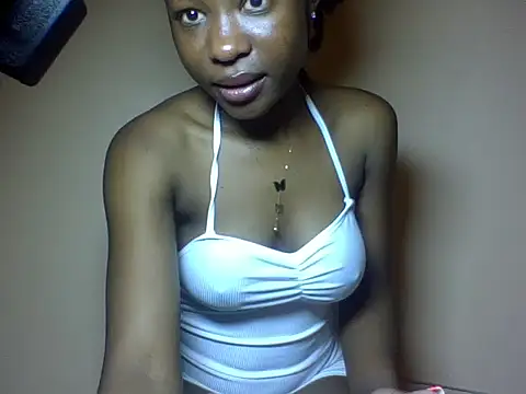 EbonyJuly online show from 06/04/26, 07:07