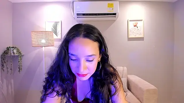 Adeeline  online show from 06/09/26, 08:43