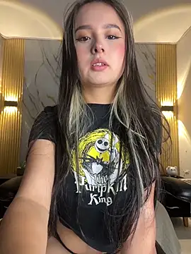 Tinakitten online show from 06/13/26, 11:52