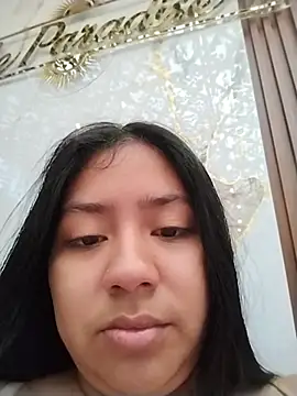 Snapshot of Amber_Herrera chatting on 07/07/26, 12:20 Amber Herrera online show from 07/07/26, 12:20