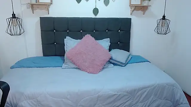 Snapshot of Khalia_ chatting on 07/08/26, 07:36 Khalia online show from 07/08/26, 07:36