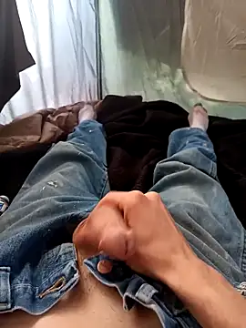 Snapshot of Mstrdstrctn7 chatting on 03/06/25, 10:15 Mstrdstrctn7 online show from 03/06/25, 10:15